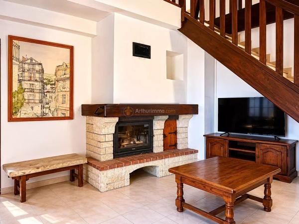 Vente                                                      Maison
                        
                     6 pièces                      140 m2                     à Santa-Maria-Di-Lota