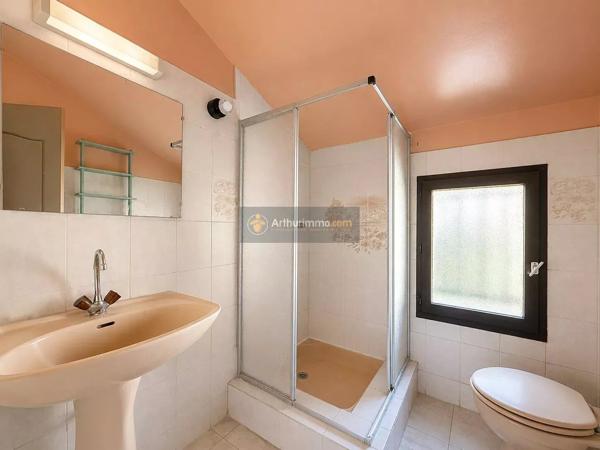Vente                                                      Maison
                        
                     6 pièces                      140 m2                     à Santa-Maria-Di-Lota