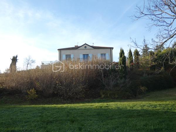 Maison d architecte de 377 m²