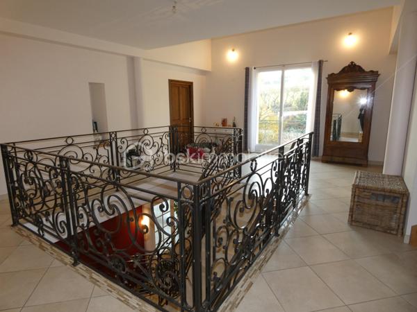 Maison d architecte de 377 m²