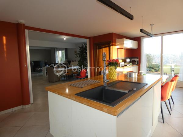 Maison d architecte de 377 m²