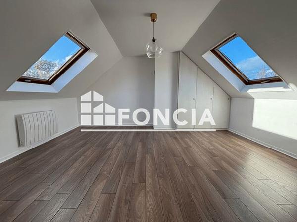 Location Maison 10 pièces 216.24 m² - 3 ALLEE DE LA PAGERIE Louveciennes 78430