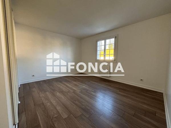 Location Maison 10 pièces 216.24 m² - 3 ALLEE DE LA PAGERIE Louveciennes 78430