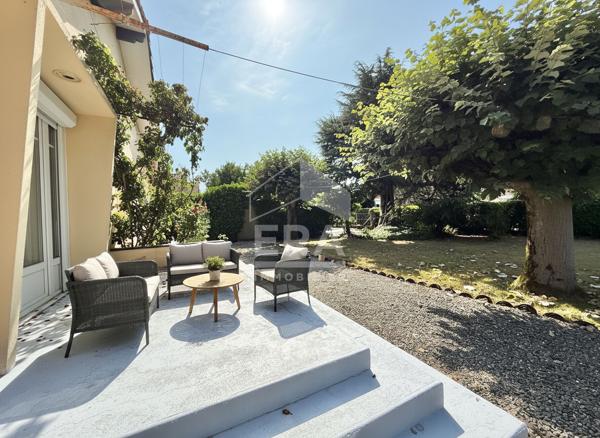 Maison 3 chambres de 86 m² avec grand terrain de 876 m² à Vic-En-Bigorre