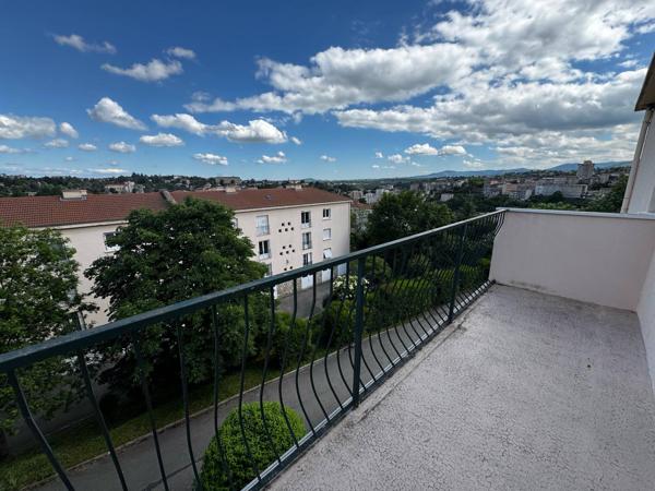 Appartement 4 pièces avec garage et place