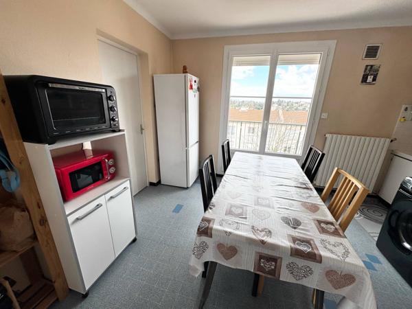 Appartement 4 pièces avec garage et place