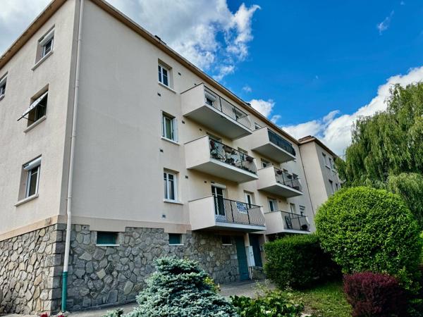 Appartement 4 pièces avec garage et place
