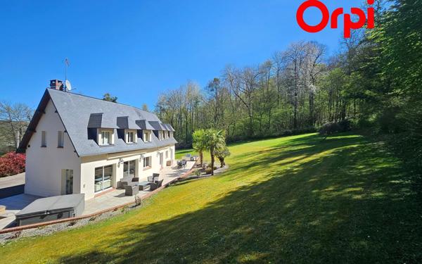 Maison à vendre    6 pièces •  Bernay