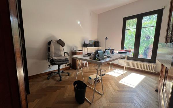 Maison à vendre    7 pièces •  Médis