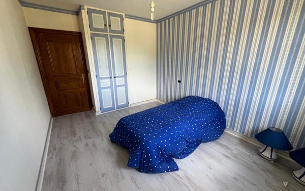 Maison à vendre    7 pièces •  Médis