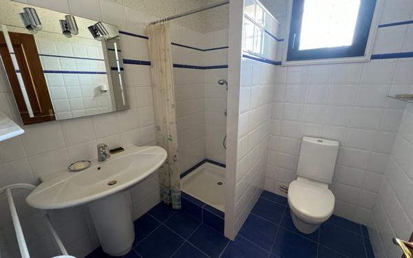 Maison à vendre    7 pièces •  Médis