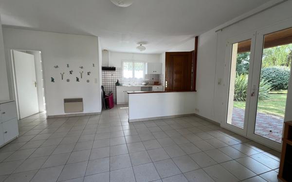 Maison à vendre    7 pièces •  Médis