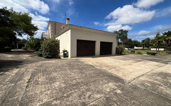 Maison à vendre    7 pièces •  Médis