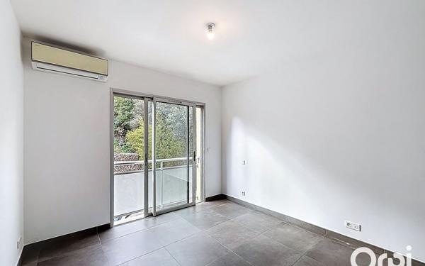 Appartement à vendre    3 pièces •  Porto-Vecchio