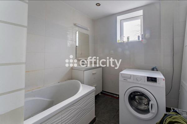 Immeuble 12 pièces - 285 m²