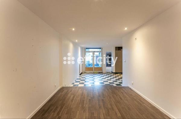 Immeuble 12 pièces - 285 m²