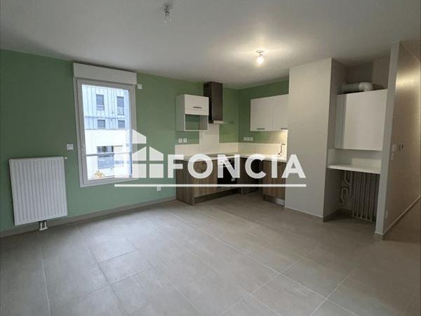 Location Appartement 2 pièces 45.27 m² - 287 RUE DE L'ANCIEN AERODROME Saran 45770