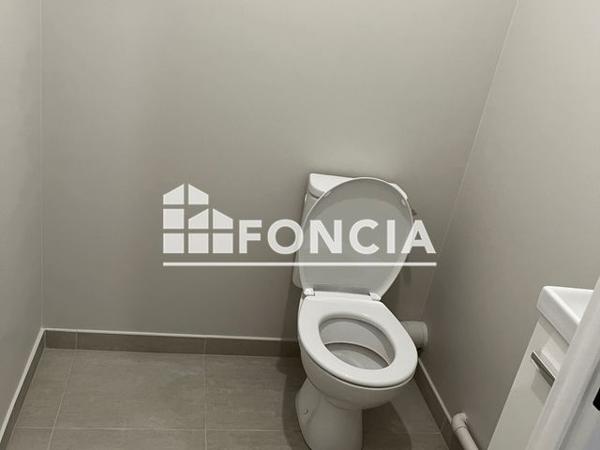 Location Appartement 2 pièces 45.27 m² - 287 RUE DE L'ANCIEN AERODROME Saran 45770