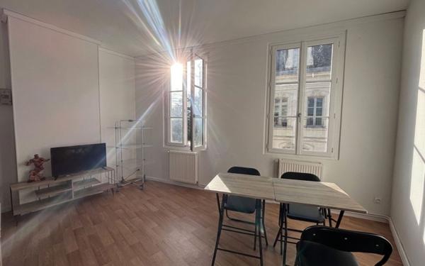 Appartement à louer    2 pièces • 36,19 m2 Châtellerault