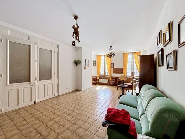 ENSEMBLE IMMOBILIER - NOMBREUSE POSSIBILITÉS D'AMÉNAGEMENT ! Ligny-en-barrois ENSEMBLE IMMOBILIER - NOMBREUSE POSSIBILITÉS D'AMÉNAGEMENT ! Ligny-en-barrois