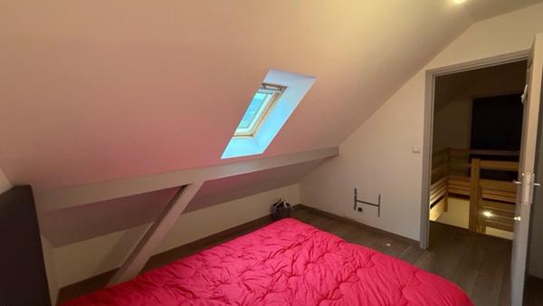 Maison Mitoyenne rénovée en 2 appartements ou gîtes