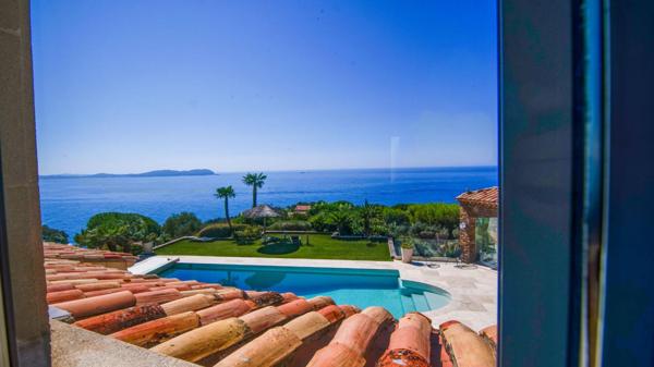 Maison et vue mer exceptionnelles :  300 m2 - 6 Chambres, 6 salles d'eau