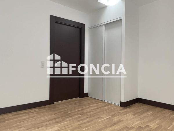 Location Appartement 2 pièces 53.69 m² - 16 QUAI AUX VIVRES Rochefort 17300