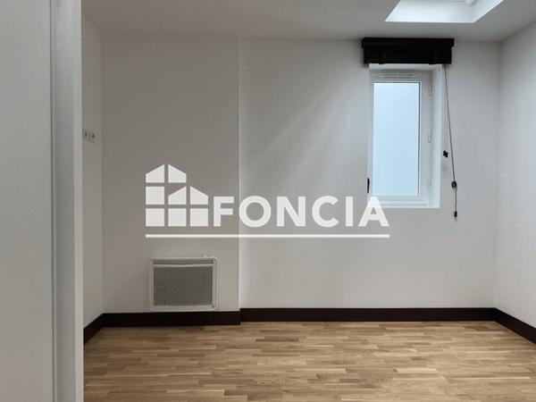 Location Appartement 2 pièces 53.69 m² - 16 QUAI AUX VIVRES Rochefort 17300