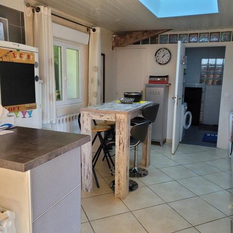 La Ciotat (13600) A St Jean maison avec terrasse + dépendance & studio