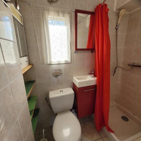 La Ciotat (13600) A St Jean maison avec terrasse + dépendance & studio