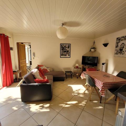 La Ciotat (13600) A St Jean maison avec terrasse + dépendance & studio