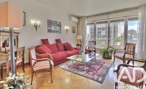 Appartement à vendre 3 pièces 108,4 m² Marseille 8