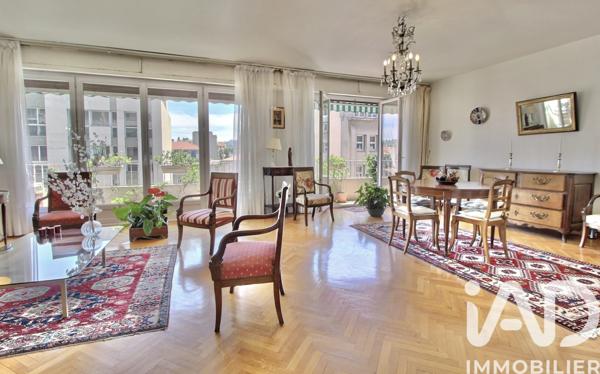 Appartement à vendre 3 pièces 108,4 m² Marseille 8
