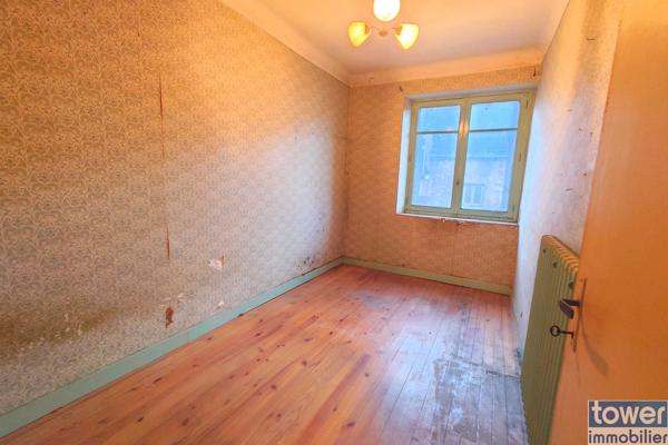 Maison
                                                                                                                                                                                                                                                                                                                        5 pièce(s)                                                                                                                                                                                                          3 chambre(s)                                                                                                                                                                                                          60  m²