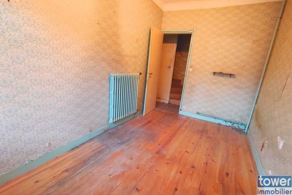 Maison
                                                                                                                                                                                                                                                                                                                        5 pièce(s)                                                                                                                                                                                                          3 chambre(s)                                                                                                                                                                                                          60  m²