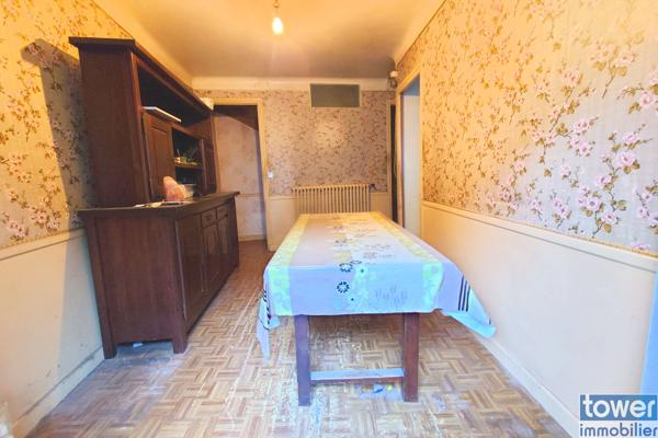 Maison
                                                                                                                                                                                                                                                                                                                        5 pièce(s)                                                                                                                                                                                                          3 chambre(s)                                                                                                                                                                                                          60  m²