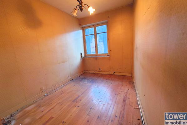 Maison
                                                                                                                                                                                                                                                                                                                        5 pièce(s)                                                                                                                                                                                                          3 chambre(s)                                                                                                                                                                                                          60  m²