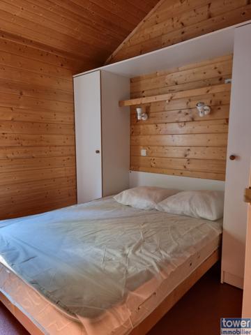 Chalet
                                                                                                                                                                                                                                                                                                                        3 pièce(s)                                                                                                                                                                                                          2 chambre(s)                                                                                                                                                                                                          27  m²