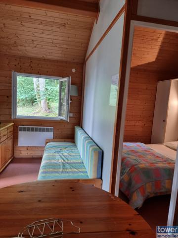 Chalet
                                                                                                                                                                                                                                                                                                                        3 pièce(s)                                                                                                                                                                                                          2 chambre(s)                                                                                                                                                                                                          27  m²