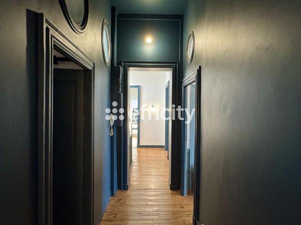 Appartement
         7 pièces
        - 155 m² 320 000 € *