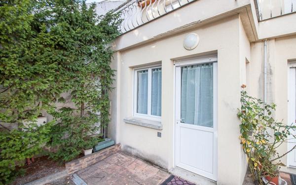 Appartement à louer    1 pièce •  Osny