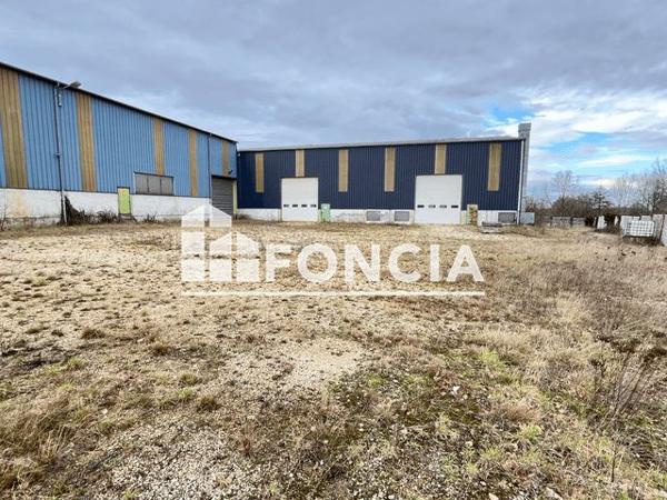 Location Local commercial 1 pièce 1250 m² - Saint Andre De Messei 61440