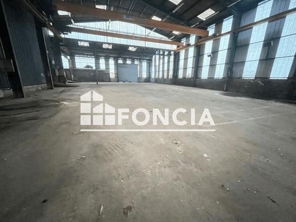 Location Local commercial 1 pièce 1250 m² - Saint Andre De Messei 61440