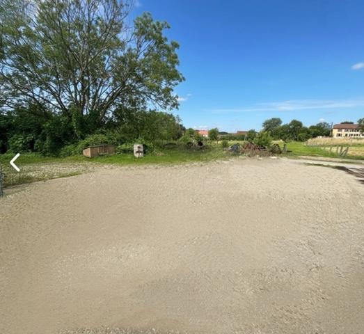 Propriete à vendre 7 pièces proche CHARMES (88) FERME & HANGAR sur 7500 m2 TERRAIN