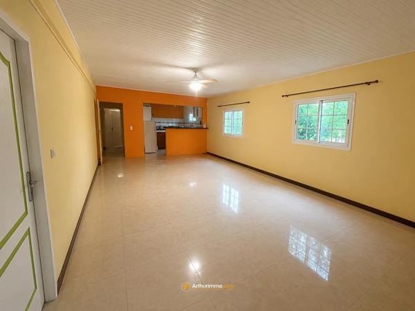 Vente                                                      Maison
                        
                     5 pièces                      123 m2                     à Basse-Pointe