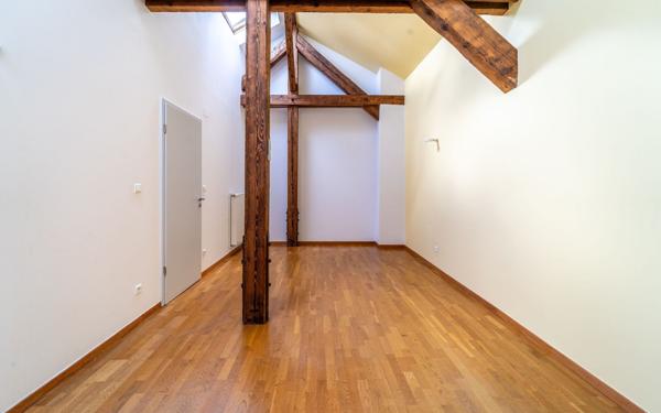 Appartement à vendre    4 pièces • 165 m2 Schiltigheim