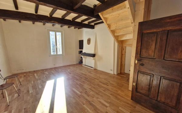 Appartement à vendre    3 pièces • 51,67 m2 Forcalquier