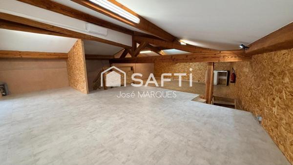 ZA Cogolin atelier en duplex avec préau 215m²
