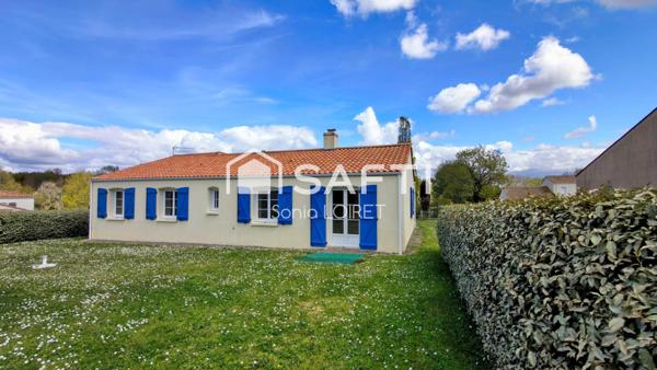 Maison vue sur le Château De Talmont Saint Hilaire