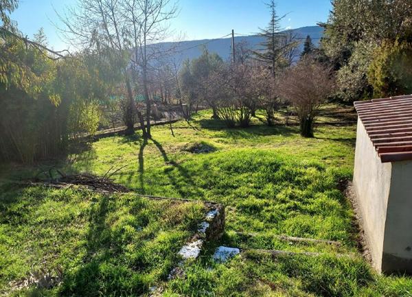 Terrain à vendre    1 800 m2 Berre-les-Alpes
